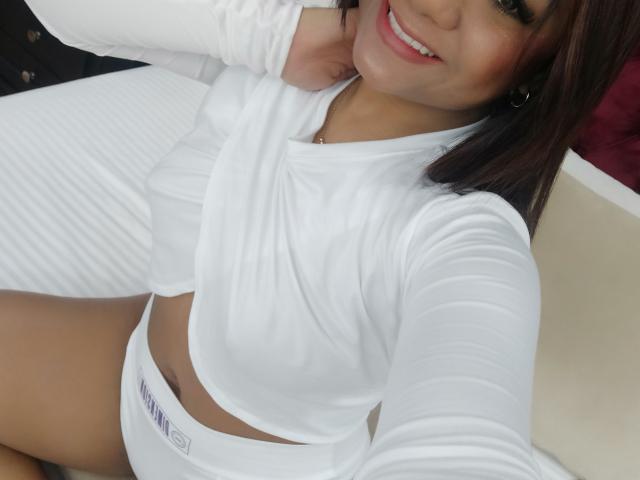 ValerieBlake - Live sex cam - 13663468