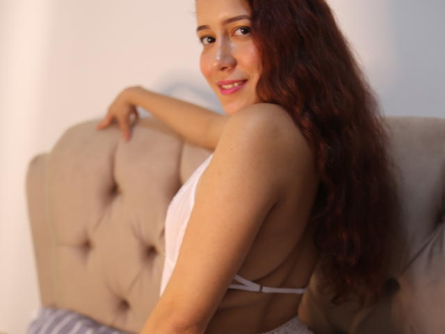 SaraRobertson - Live Sex Cam - 13671440