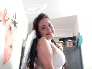 ClarissaDelicieux - Live Sex Cam - 13675444