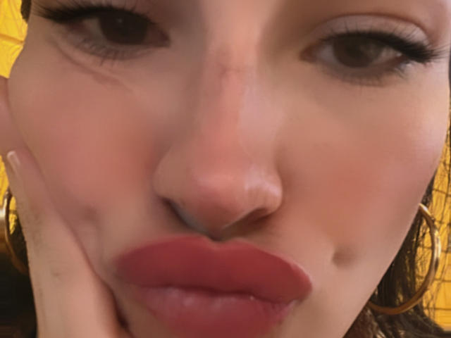 Liliysweet - сексуальная веб-камера в реальном времени - 13700776