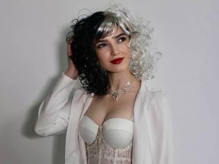 MiaHughes - Live porn &amp; sex cam - 13719276