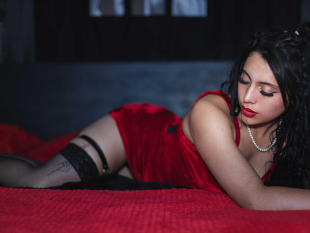 AliceSantoro - Live sex cam - 13722596