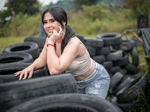 FrancheskaPierce - Live porn &amp; sex cam - 13726992