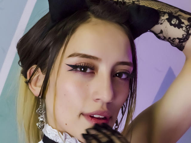 KiraSmilee - Sexe cam en vivo - 13729536