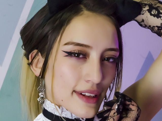 KiraSmilee - Sexe cam en vivo - 13729540