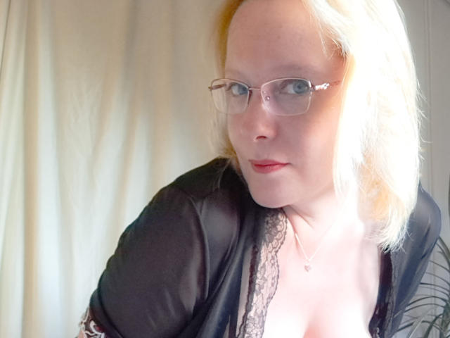 EleanaRose - Live sexe cam - 13733804