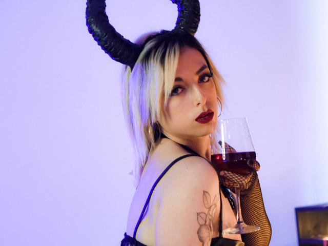 CatalinaBelo - Live sex cam - 13735496