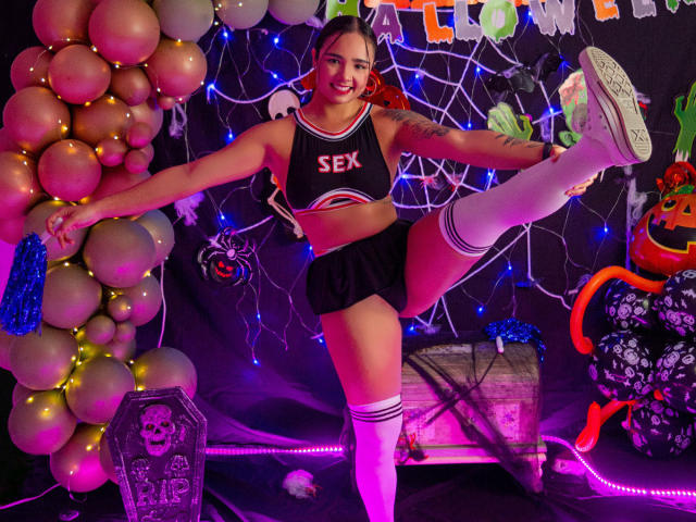 LeaMacarney - Live sex cam - 13743028