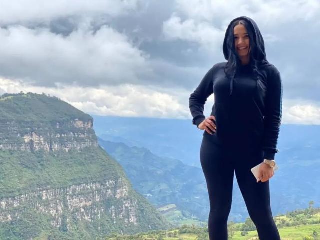 AnneCasanova - Live sex cam - 13758292