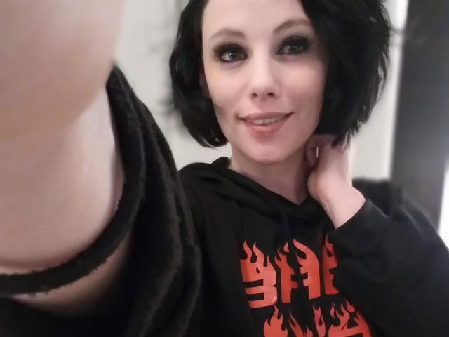 KylieRyder - Live sex cam - 13759528