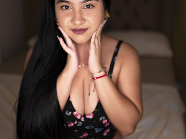 lailaSofia - Live sex cam - 13761532