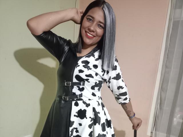 PauletteLove - Live sex cam - 13772952