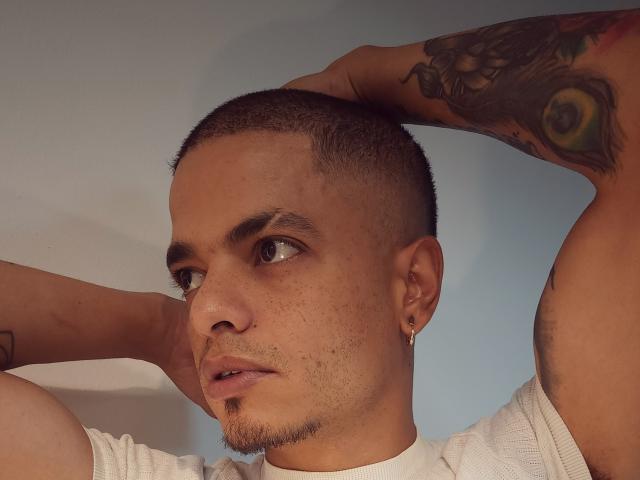 JohnyColer - Sexe cam en vivo - 13773848