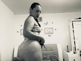 LeylaZafira - Live porn & sex cam - 13777456