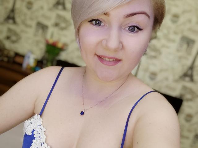 BlondPearlX - Live sex cam - 13785448