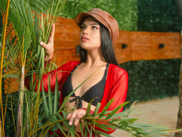 AprilNovoa - Live Sex Cam - 13800952