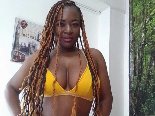 AilynnSmithh - Live Sex Cam - 13828952