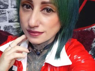 ErzebethGod - Live porn & sex cam - 13834960