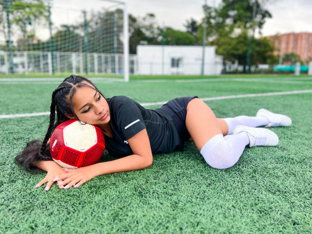 CharlotteWilliams - Live sex cam - 13842804