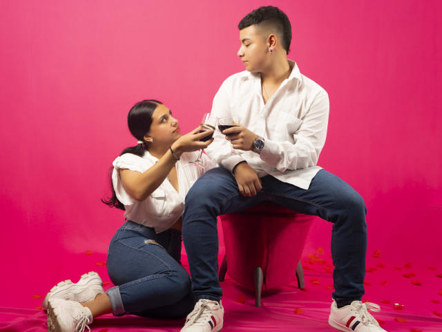 EmiliAndJames - Live porn &amp; sex cam - 13847584