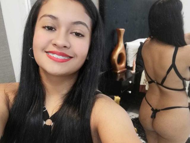 SamanthaSexyLove - Live Sex Cam - 13848012
