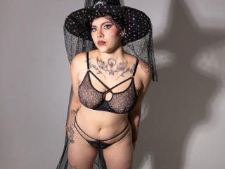 MissCharlottte - Live sex cam - 13849648