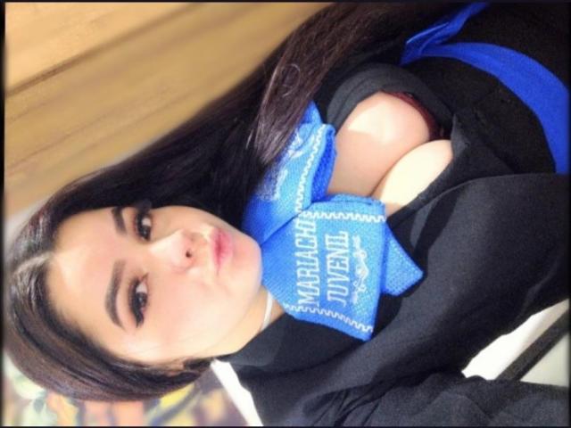 BrithneyLee - פורנו בשידור חי ומצלמת סקס - 13855316