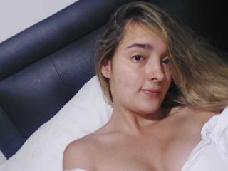 SarashyPineda - Live porn &amp; sex cam - 13856548