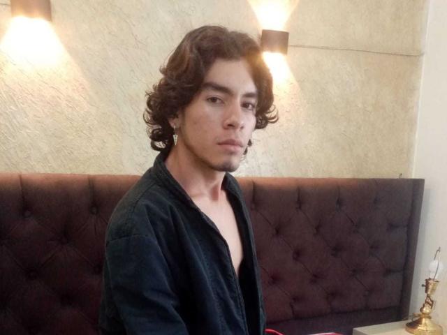 DylanWyster - Live porn &amp; sex cam - 13861524