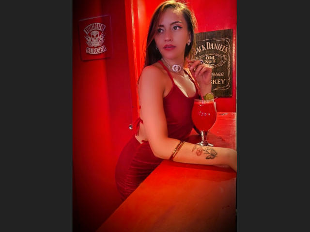 LindsayAllegra - Live Sex Cam - 13876716