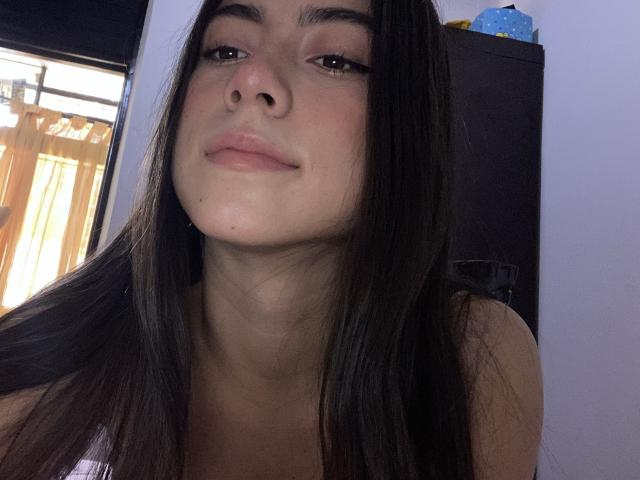 JuliaGarciax - Sexe cam en vivo - 13892688