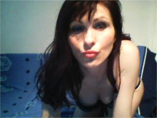 SensualSonia - Chat cam excitant avec une Sacrée maîtresse sexy occidentale  