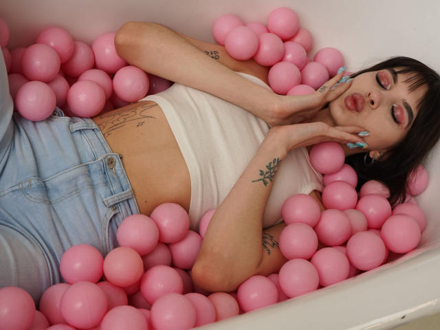 JuicyKhloe - Live porn &amp; sex cam - 13927000