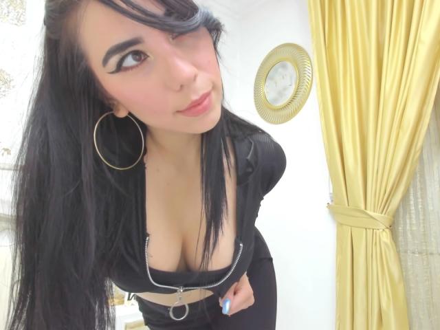 PamelaRaven - Live sex cam - 13945680