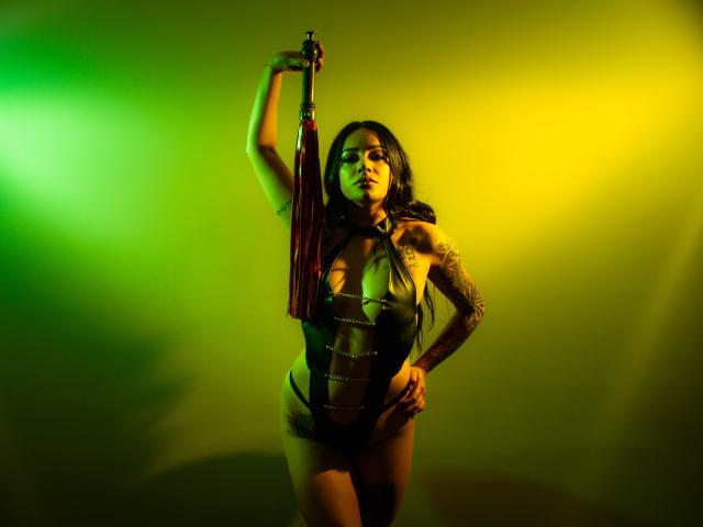 HannahBlack - Live sex cam - 13958744