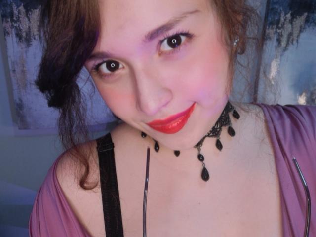 EmmaBello - Live sex cam - 13981356