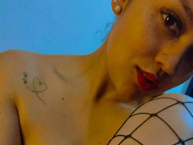 LuciBrown - Live porn &amp; sex cam - 14009504