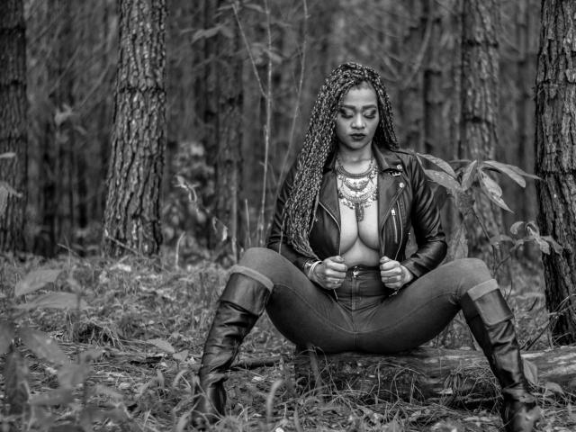 LinaaPrincess - сексуальная веб-камера в реальном времени - 14009824