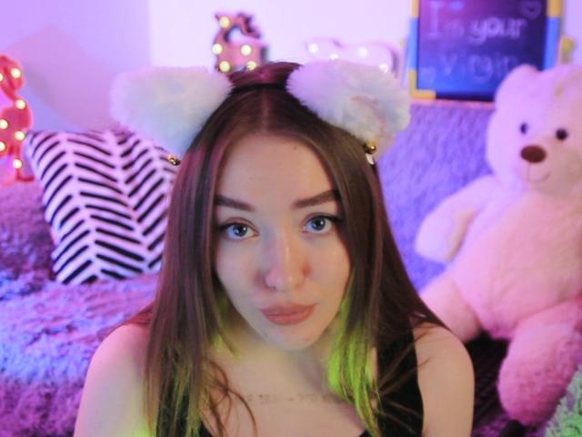 EmilyxRoss - Live Sex Cam - 14010992