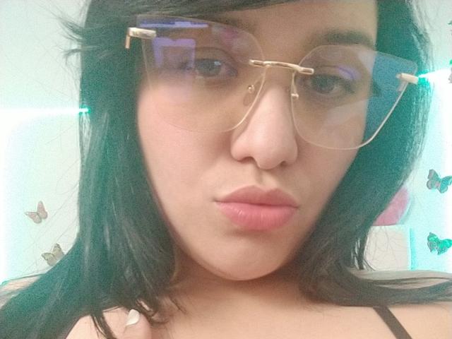 VivianaThomson - Élő pornó és szexkamera - 14015192