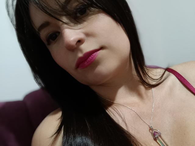 VaaleryStark - сексуальная веб-камера в реальном времени - 14020016