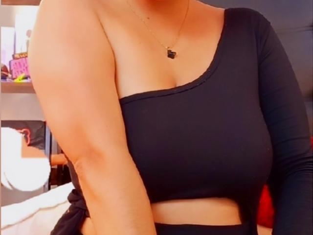 AmberDemons - פורנו בשידור חי ומצלמת סקס - 14020700