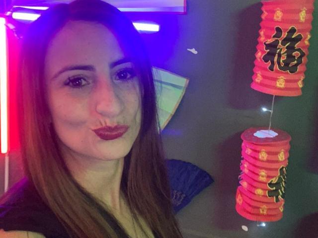 MeganBeakee - Sexe cam en vivo - 14027272