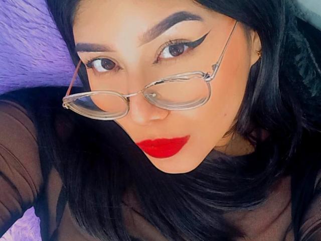 AlessaJames - Live sexe cam - 14038564
