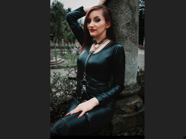 LindsayAllegra - Live sexe cam - 14040140