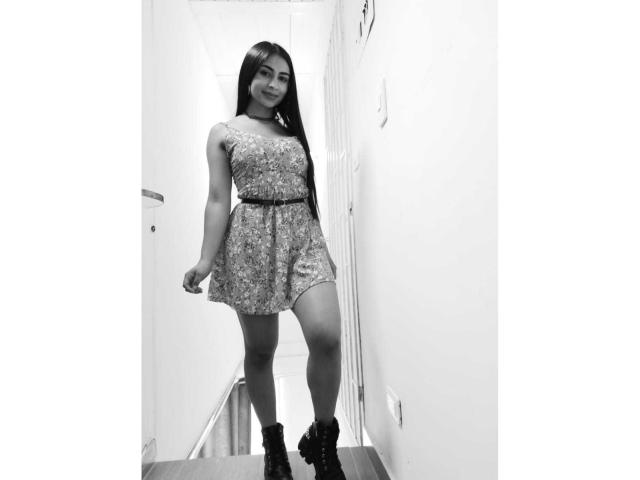 MilaGwen - Live sexe cam - 14041592