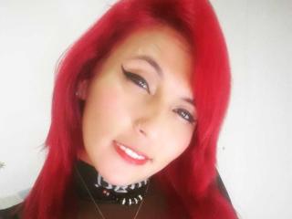 GiselleLacout - Live sexe cam - 14045096