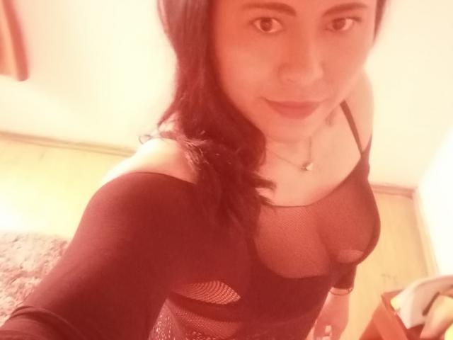 SalomeChaudeSexy - Live porn &amp; sex cam - 14059104