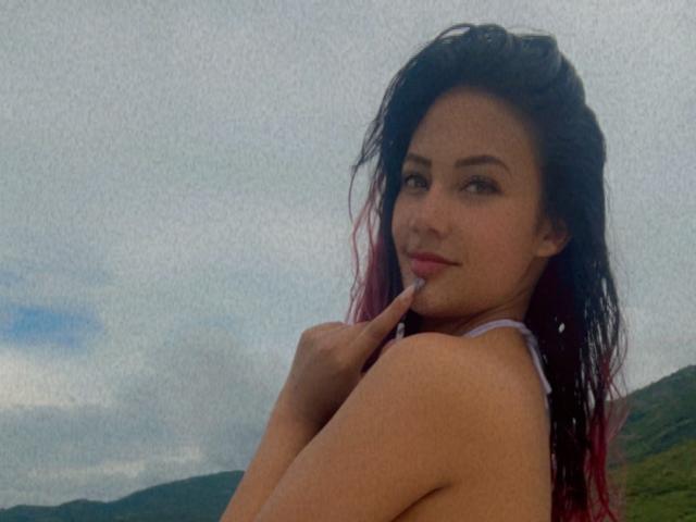 ElizabethRamirez - Live sex cam - 14120400