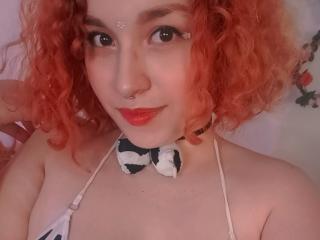 EmmaBello - Live Sex Cam - 14139360